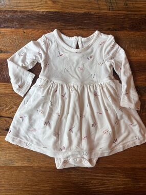 Purely soft by carters Long Sleeve Skirted Onesie - Cream with paint size 9 mo